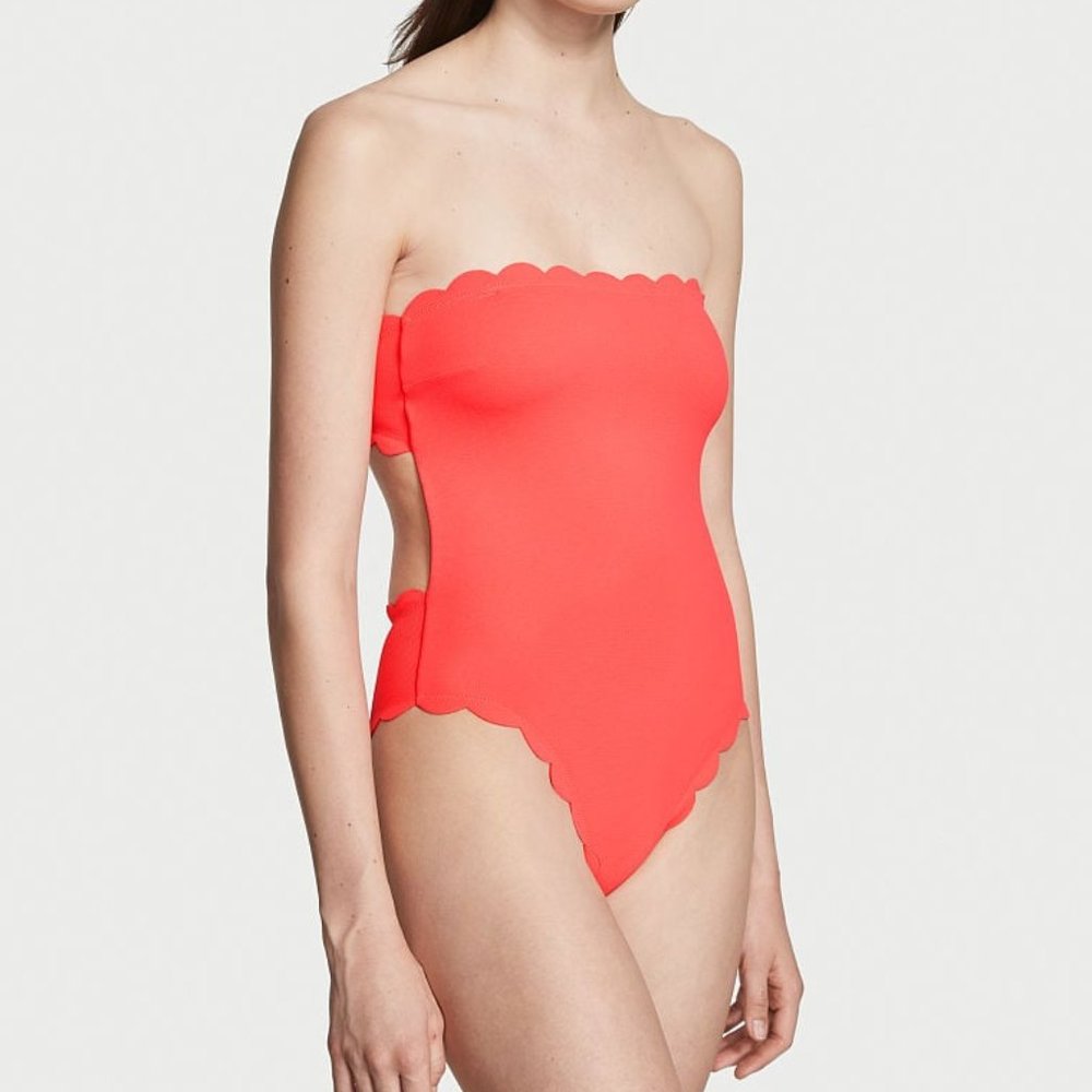 VICTORIA'S SECRET SWIM Scallop One-Piece Swimsuit - NWT - Size XL